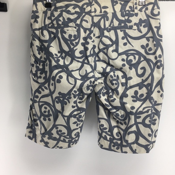Tibi | Grey and Ivory Bermuda Printed Shorts 6 - Picture 2 of 4